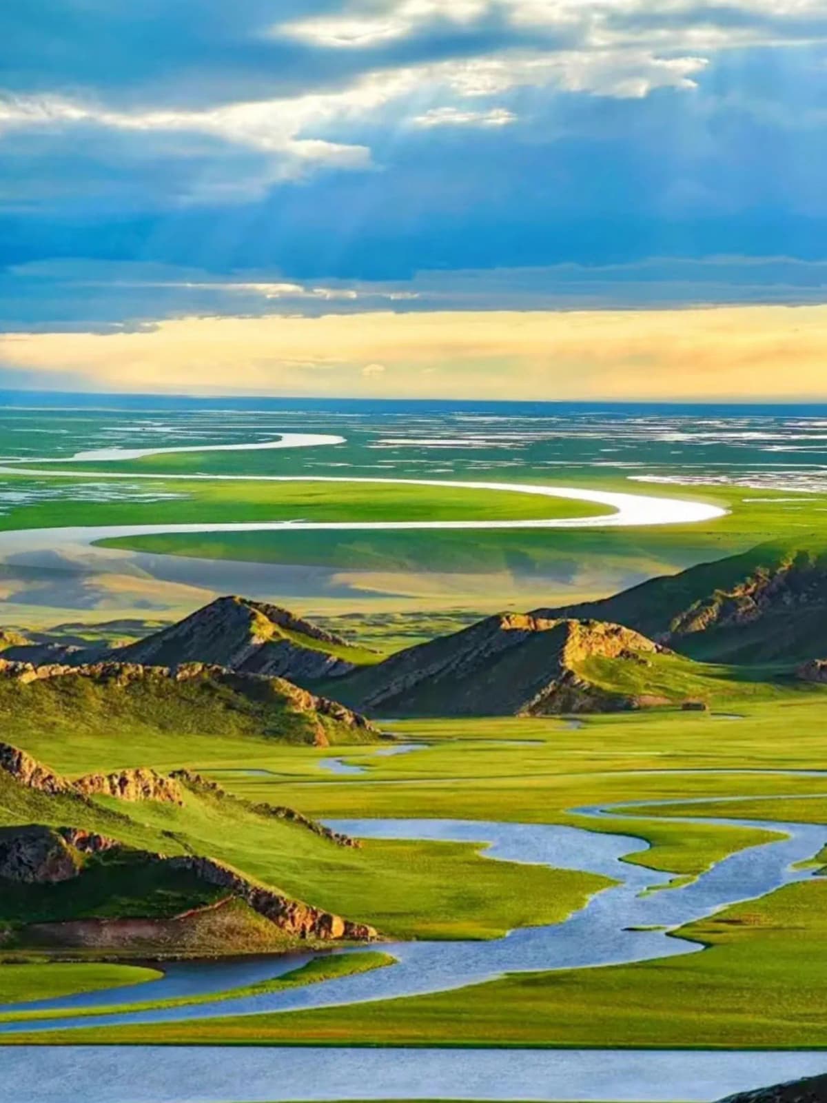 Bayinbuluk Grassland