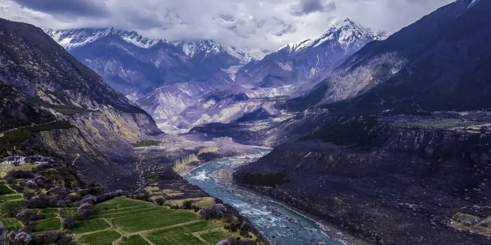 Yarlung Zangbo Grand Canyon